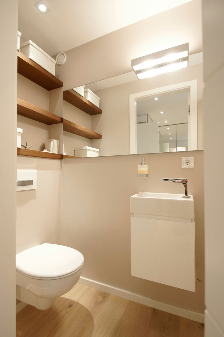 Wohnung K, Bettina Wittenberg Innenarchitektur -stylingroom- Bettina Wittenberg Innenarchitektur -stylingroom- ห้องน้ำ