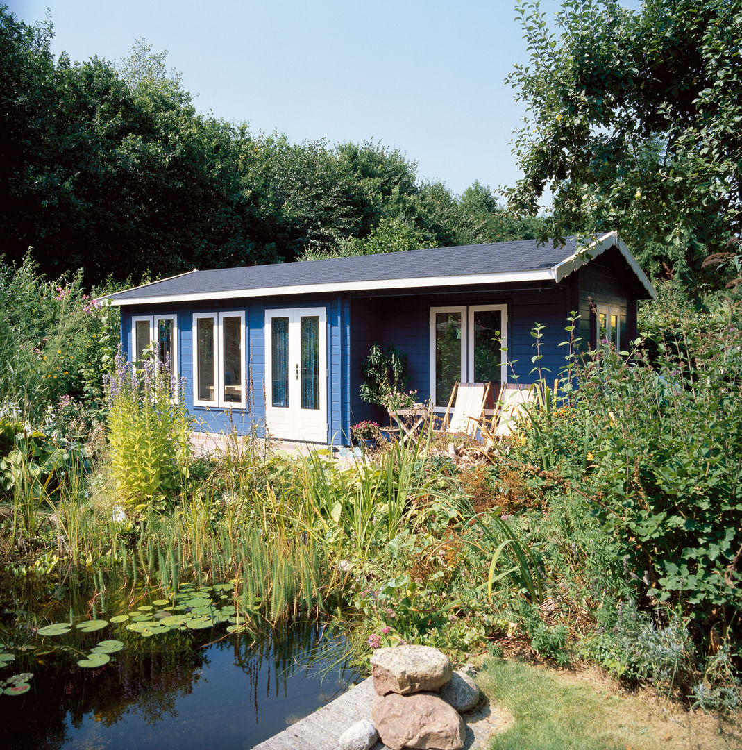 Blue Log Cabin homify Garage/shed لکڑی Wood effect blue,log cabin,wild garden,landscape,quality,summer,guestroom,studio,office,educational,pretty,idyllic