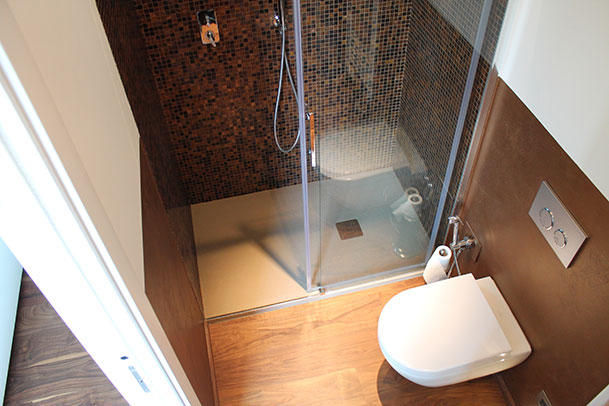 RISTRUTTURAZIONE DI UNA BELLA VILLA LIBERTY, Bianchetti Bianchetti Modern bathroom