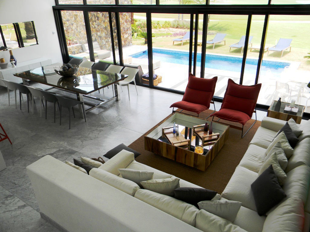 Villa Amanda, Acapulco, MAAD arquitectura y diseño MAAD arquitectura y diseño 에클레틱 거실 소파 & 안락 의자