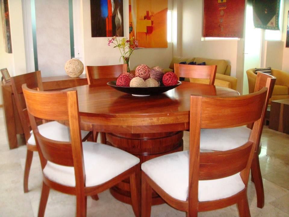 homify Ruang Makan Modern Parket Multicolored Tables