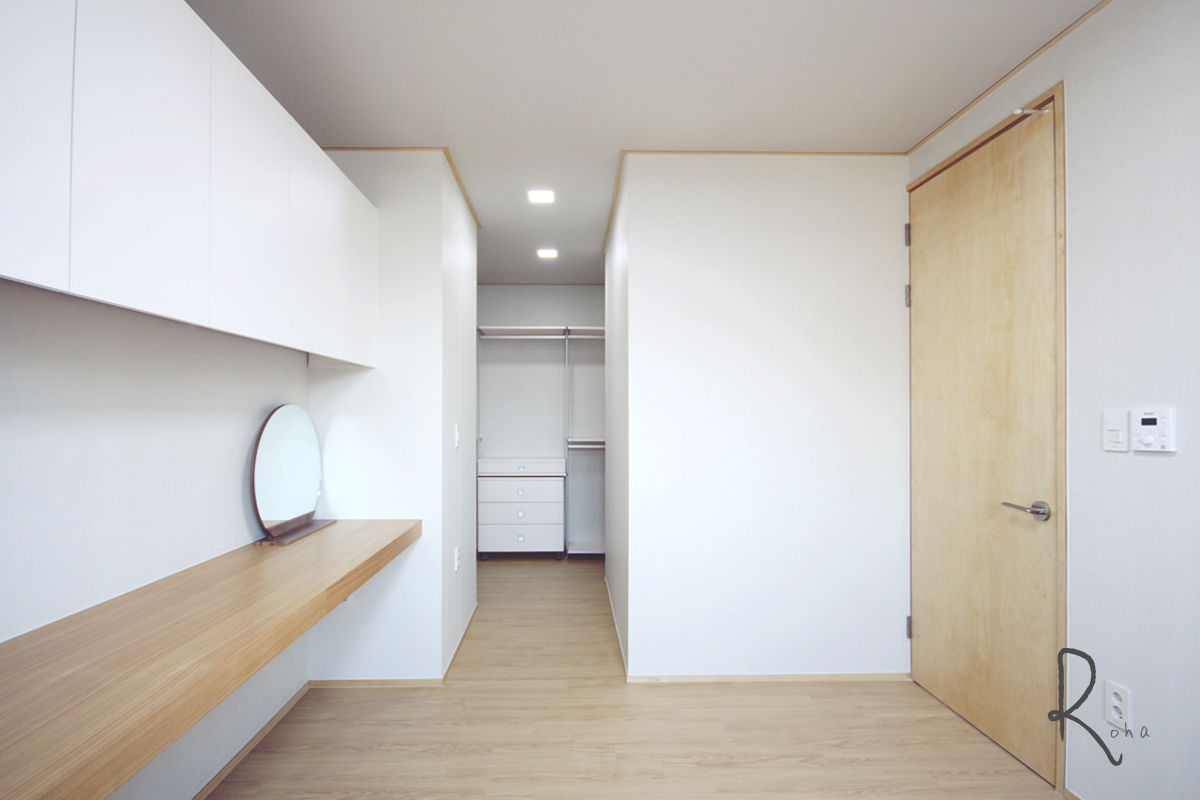 미니멀한 자연주의 감성주택, 33평 주택리모델링, 로하디자인 로하디자인 Minimalistische slaapkamers