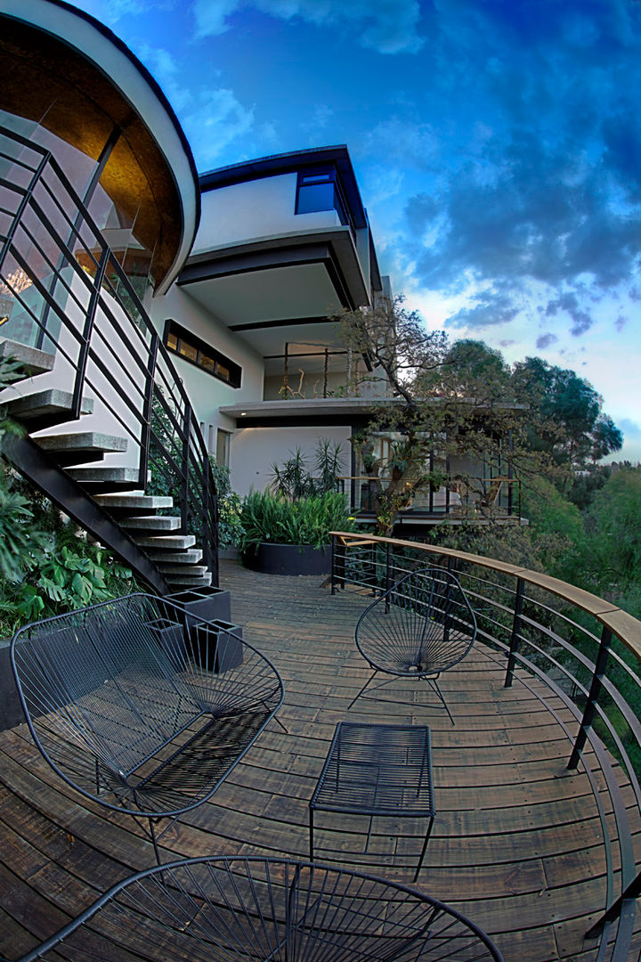 Casa LA 356, RIMA Arquitectura RIMA Arquitectura Modern balcony, veranda & terrace Concrete