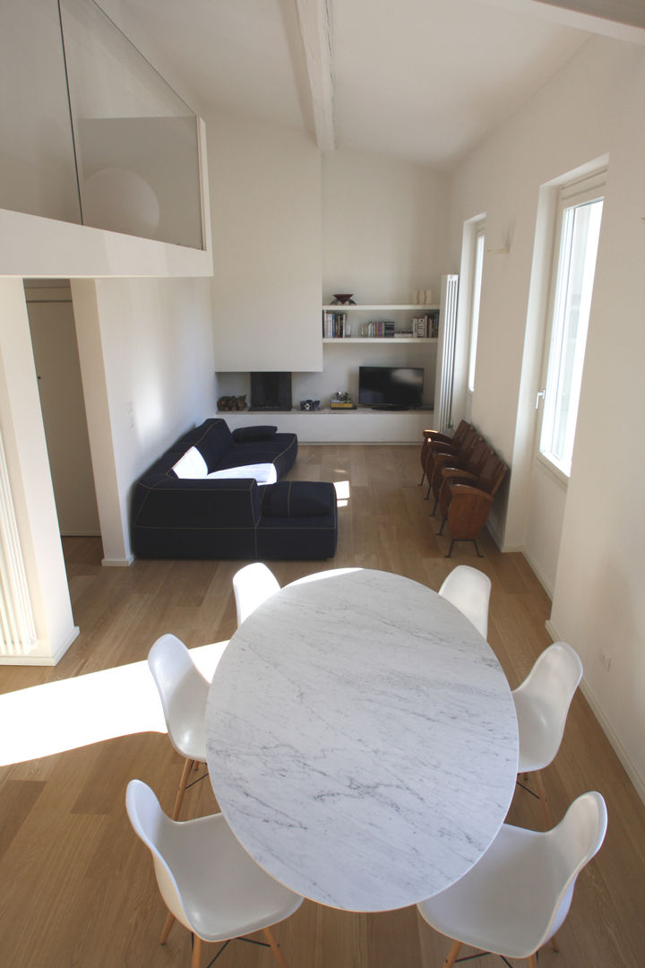 Casa F - Firenze, Filippo Rak Architetto Filippo Rak Architetto Salones de estilo minimalista