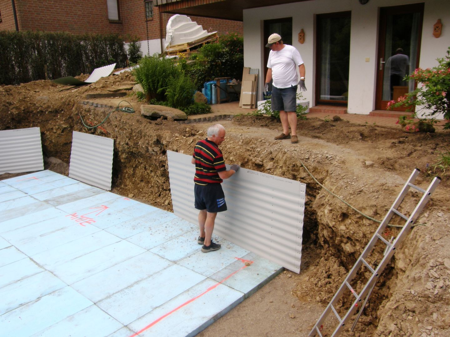 Aufbau des Stahlwandpools Hesselbach GmbH Mediterranean style garden stahlwand,stahl,stahlwandpool