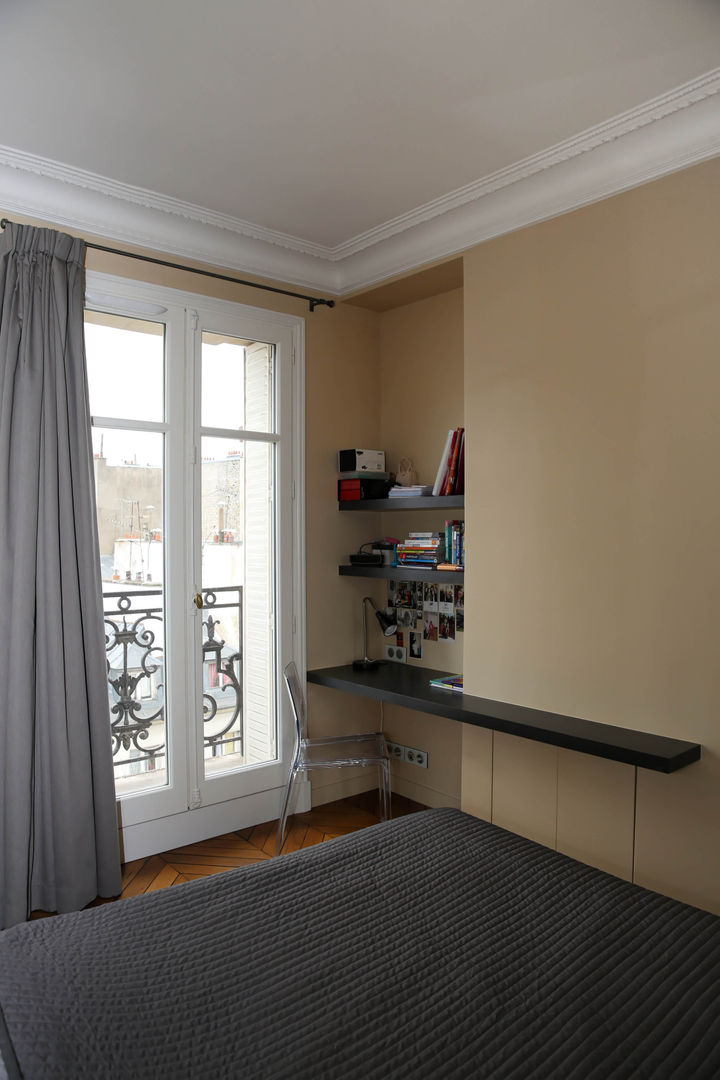 Agencement contemporain d’un appart Haussmannien, Agence Laurent Cayron Agence Laurent Cayron Chambre moderne