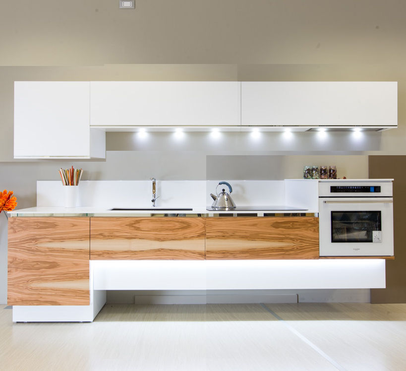 CUCINA EVOLUTION, wood evolution wood evolution Modern kitchen Bench tops