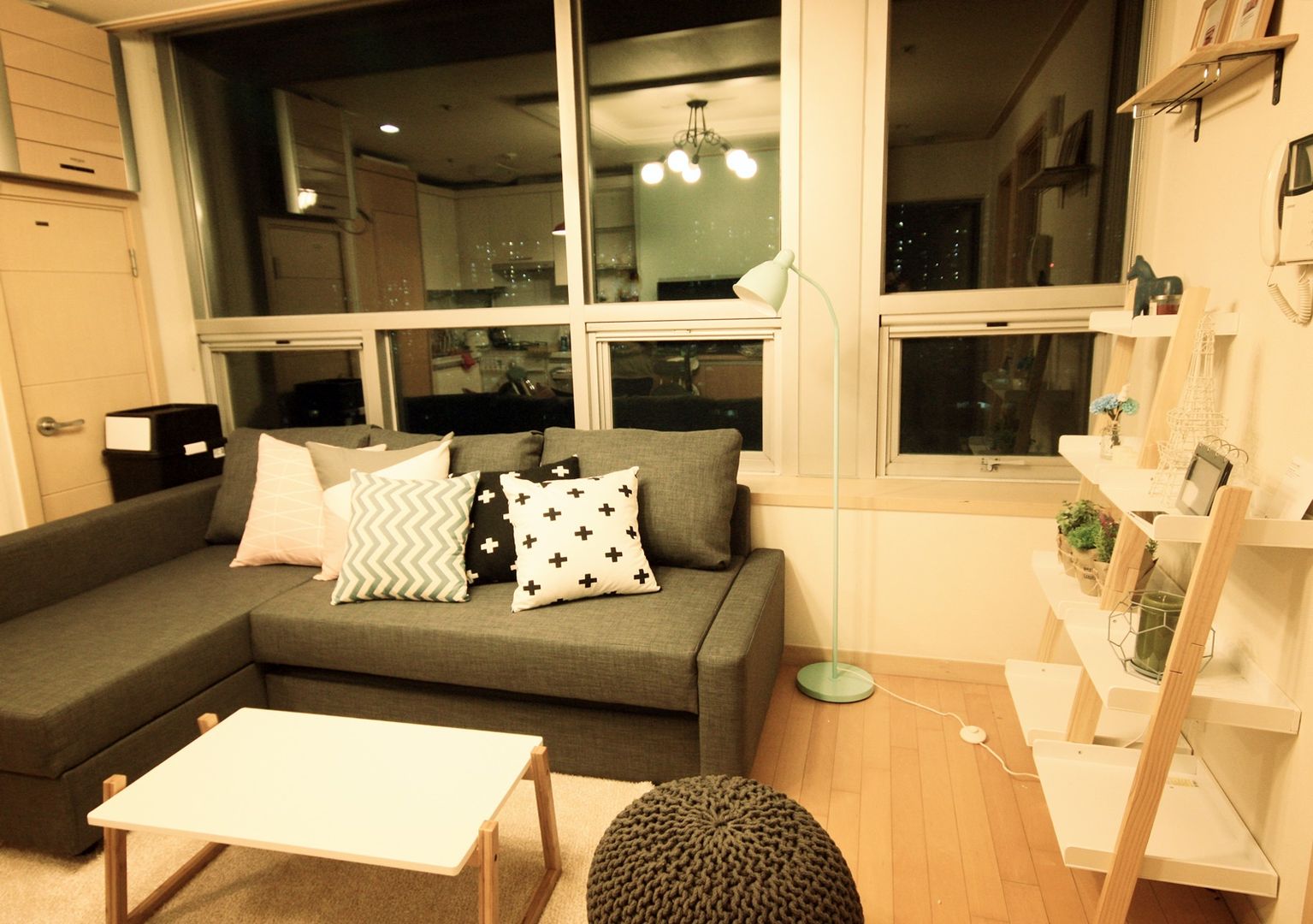 내츄럴한 12평 오피스텔 홈스타일링, homelatte homelatte Living room