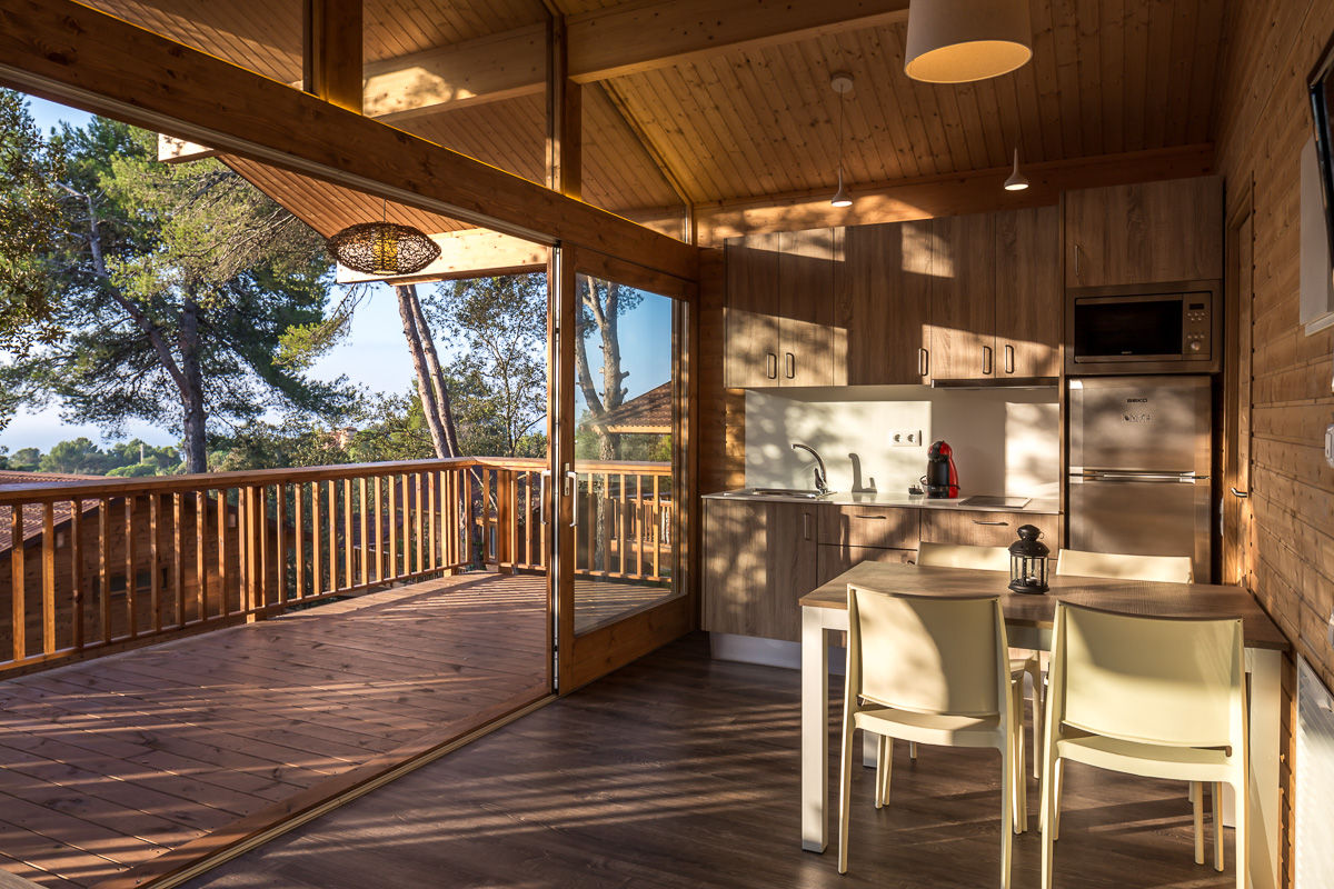 Bungalows | DOS arquitectes, Simon Garcia | arqfoto Simon Garcia | arqfoto Moderner Balkon, Veranda & Terrasse