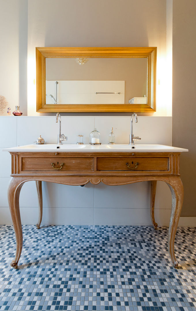 Carlo Berlin Architektur & Interior Design, Pamela Kilcoyne - Homify Pamela Kilcoyne - Homify Classic style bathroom