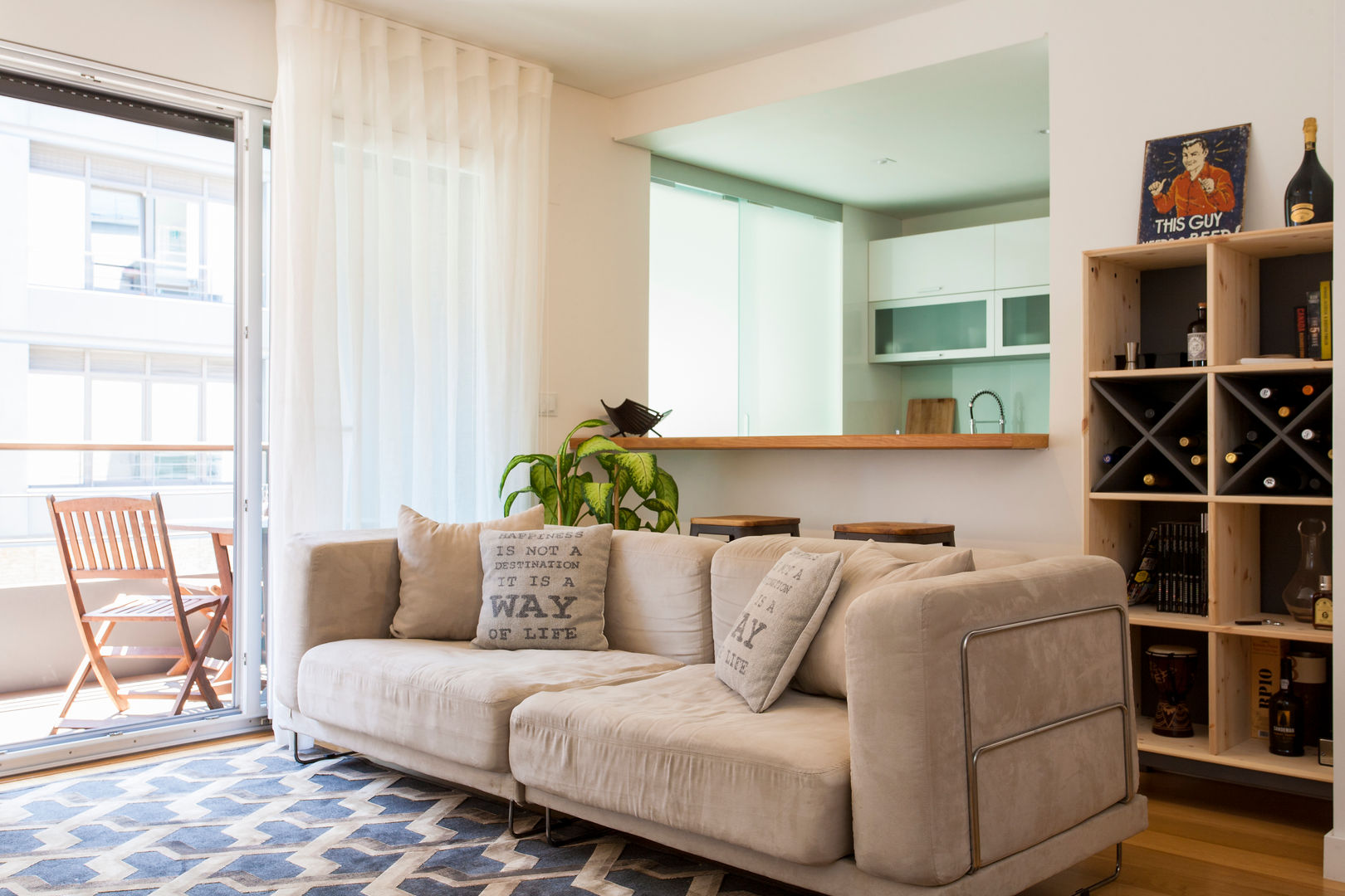 Apartamento c/ 1 quarto - Belém, Lisboa, Traço Magenta - Design de Interiores Traço Magenta - Design de Interiores Livings de estilo moderno Madera Acabado en madera