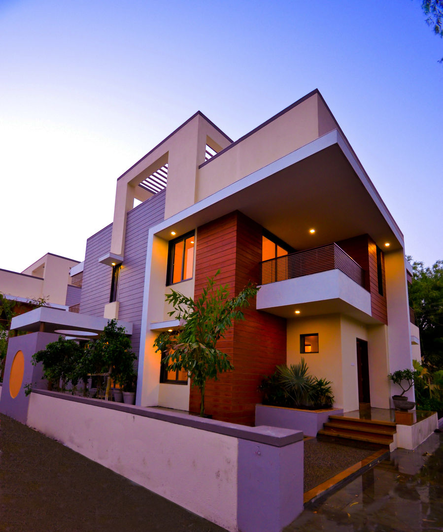 Krishna Villa homify Modern houses bungalow,ahamedabad,villa,modern,house