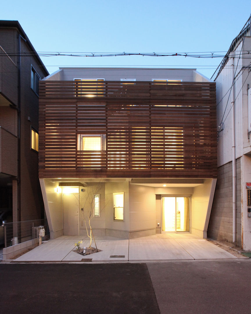 イタウバハウス－夢はかなえる－, 一級建築士事務所アトリエｍ 一級建築士事務所アトリエｍ Casas modernas Madeira Acabamento em madeira