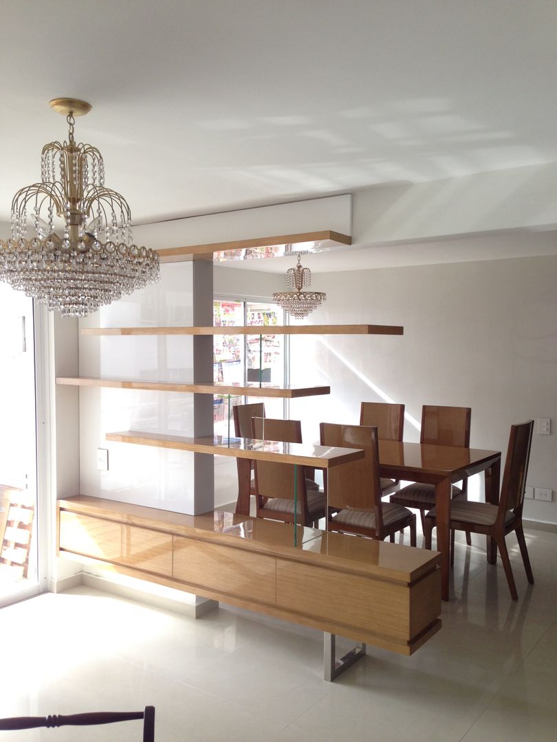 Apartamento Iroka 1201, John Robles Arquitectos John Robles Arquitectos Modern dining room Dressers & sideboards