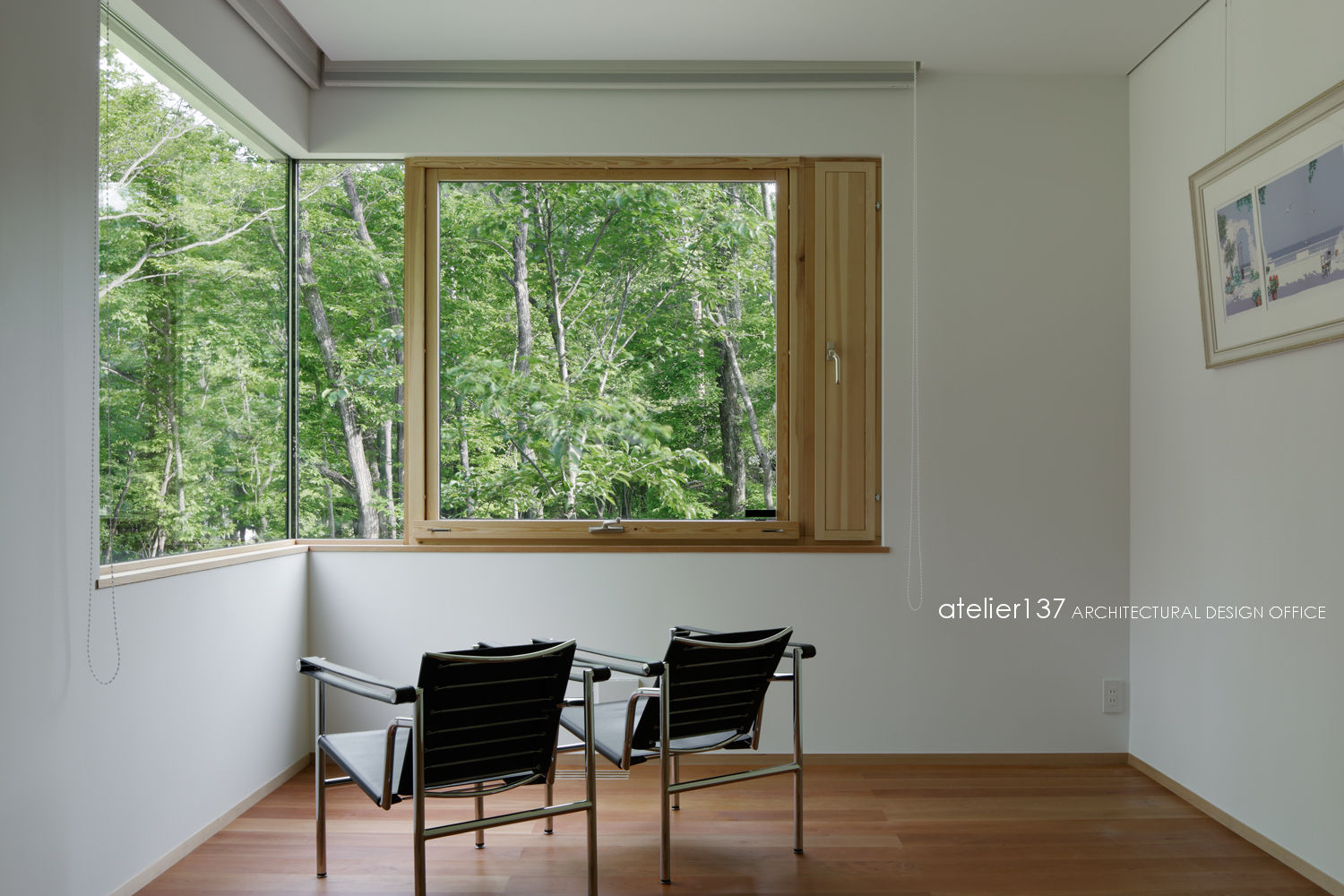 038那須Fさんの家, atelier137 ARCHITECTURAL DESIGN OFFICE atelier137 ARCHITECTURAL DESIGN OFFICE Dormitorios modernos: Ideas, imágenes y decoración Madera Acabado en madera