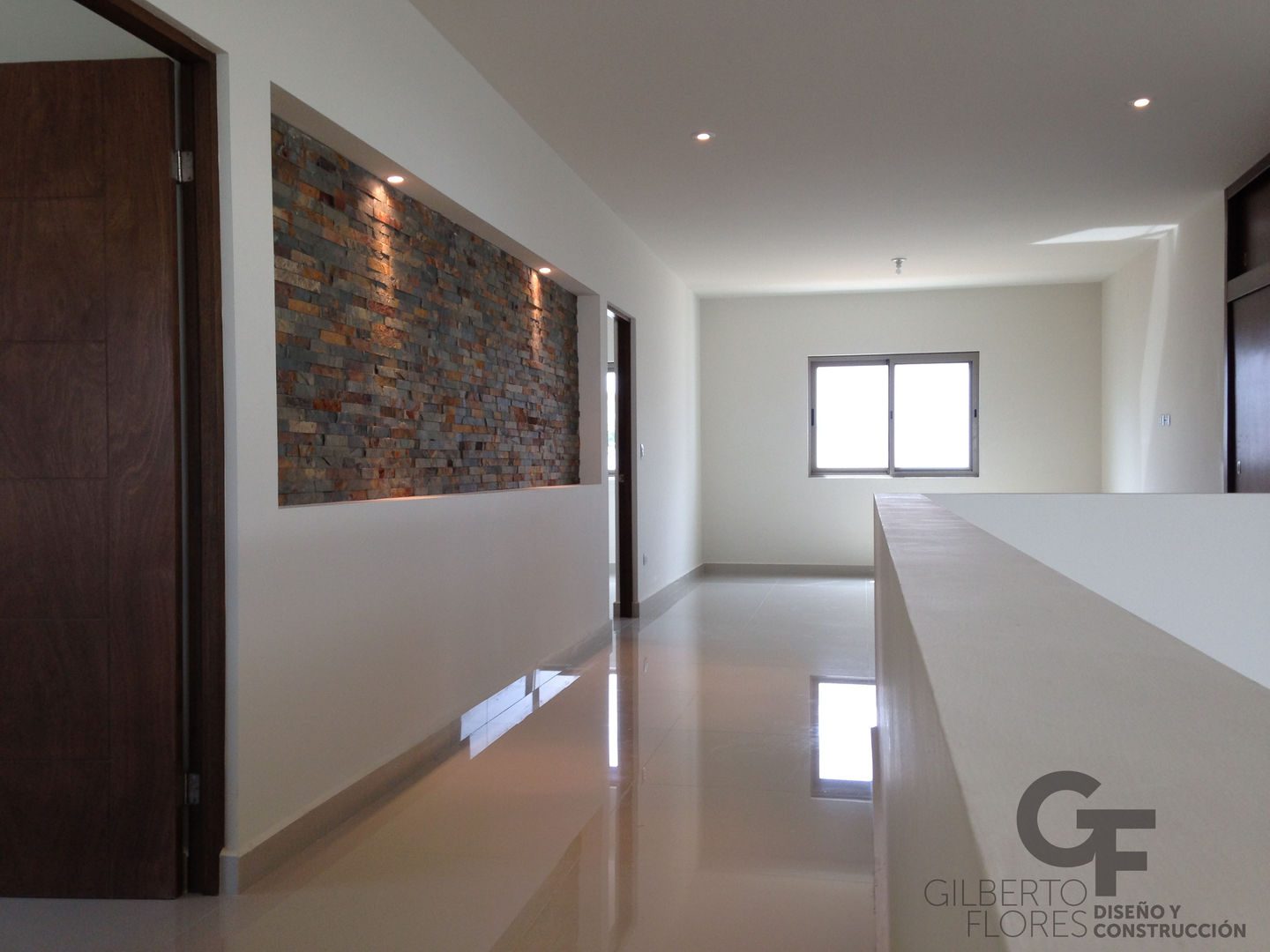 CAROLCO 2, GF ARQUITECTOS GF ARQUITECTOS Modern corridor, hallway & stairs