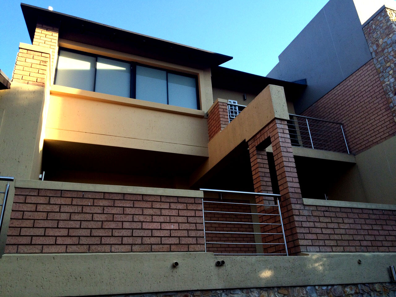 House Prinsloo, Nuclei Lifestyle Design Nuclei Lifestyle Design Varandas, alpendres e terraços modernos