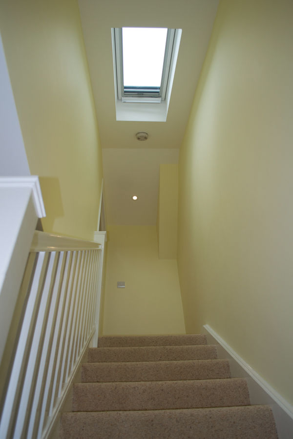 A hallway up to the new room... homify Classic style corridor, hallway and stairs hallway,loft conversion