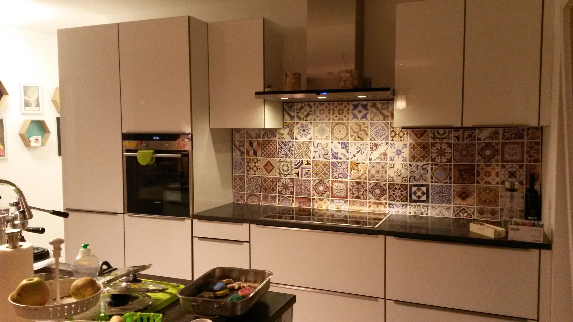 Customized Kitchen Backsplash with Portuguese Tiles Wall Art MOONWALLSTICKERS.COM