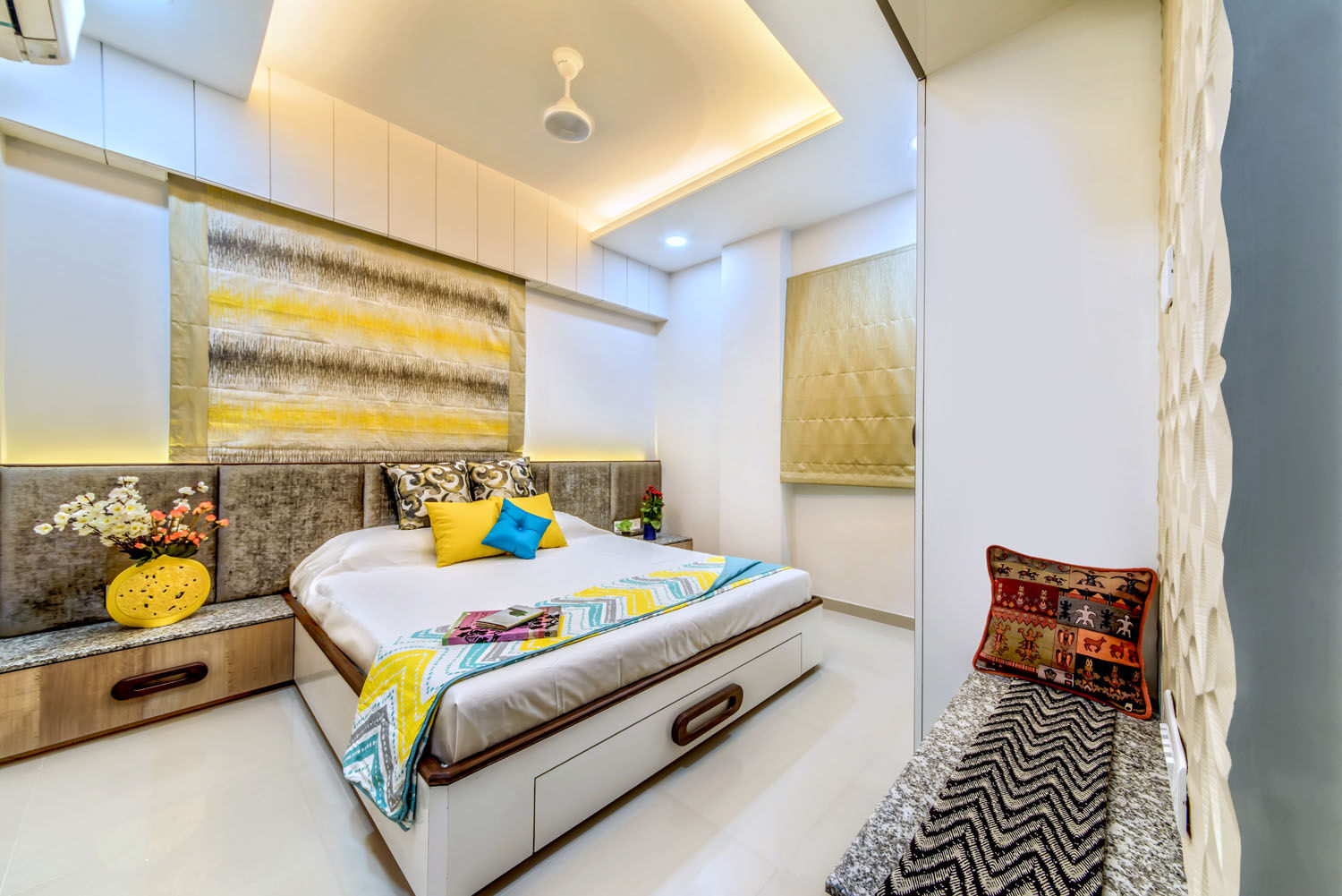 Bedroom Saar Interior Design Eclectic style bedroom