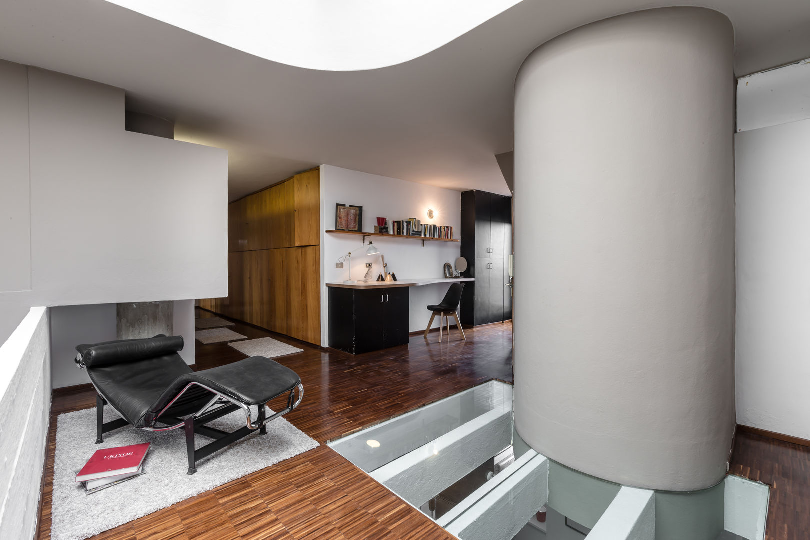 Casa MC - Relooking, Architrek Architrek Pasillos, vestíbulos y escaleras de estilo moderno