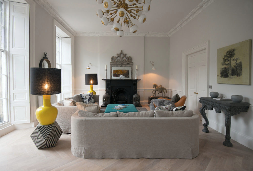 Stylish Yet Comfortable Sitting Room Hen & Crask Edinburgh Ruang Keluarga Gaya Eklektik