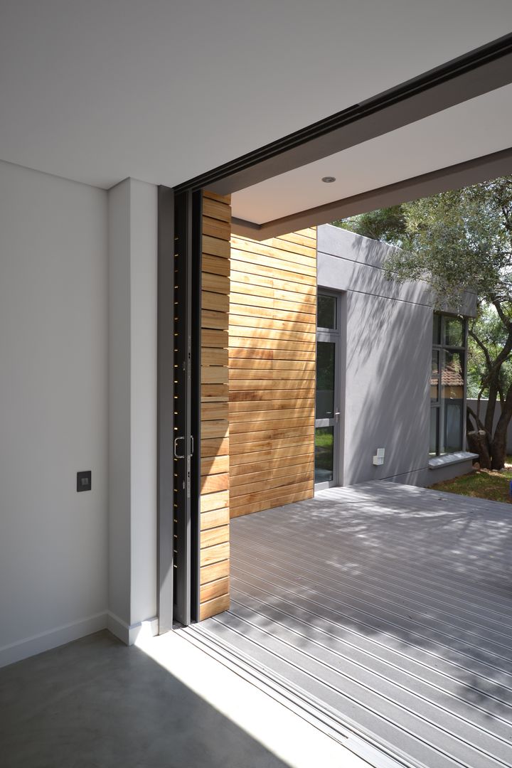New residence, Nieuwoudt Architects Nieuwoudt Architects 北欧風 家 レンガ