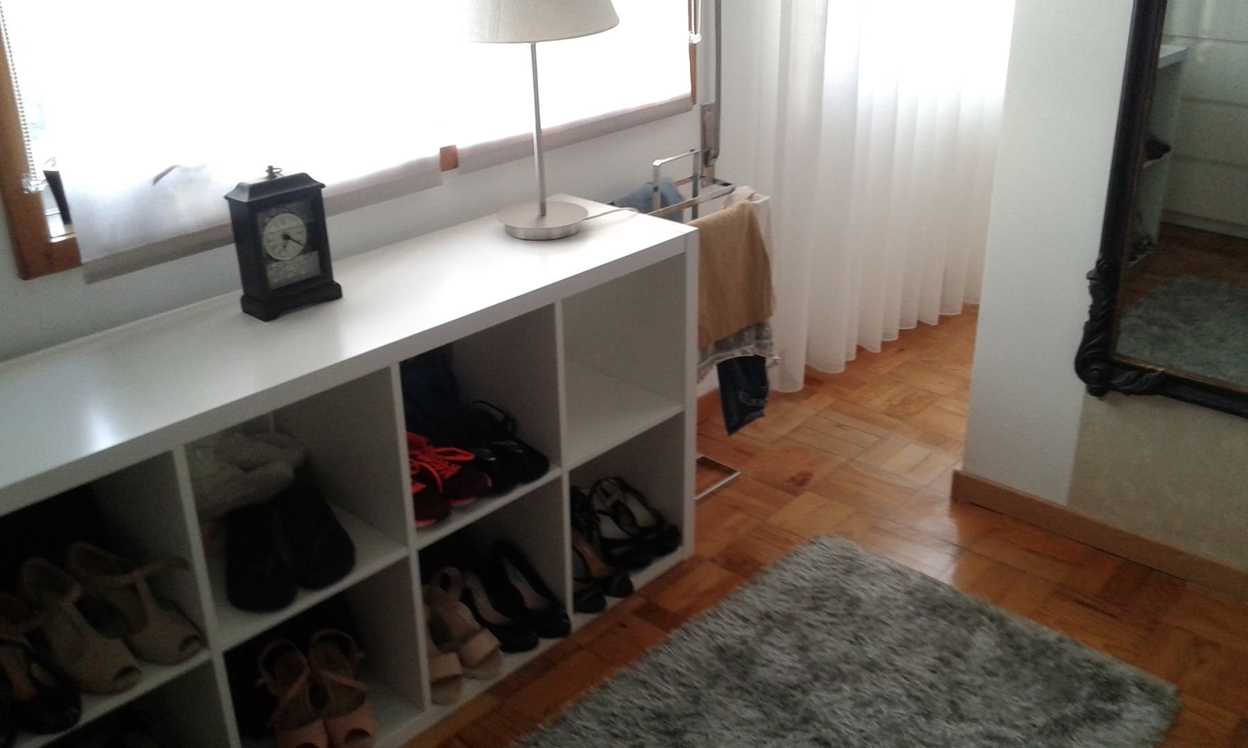 O antes e depois duma moradia com mais de 50 anos , Erina Cardoso Erina Cardoso Eclectic style dressing room