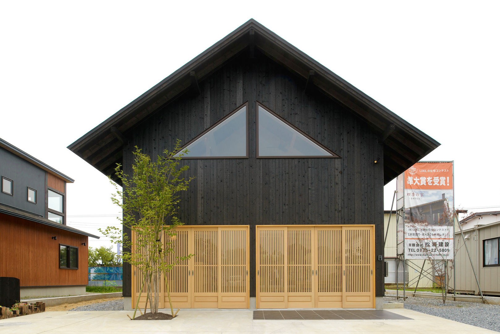 i－HOUSE, 松浦一級建築設計事務所 松浦一級建築設計事務所 Moderne gangen, hallen & trappenhuizen Hout Hout