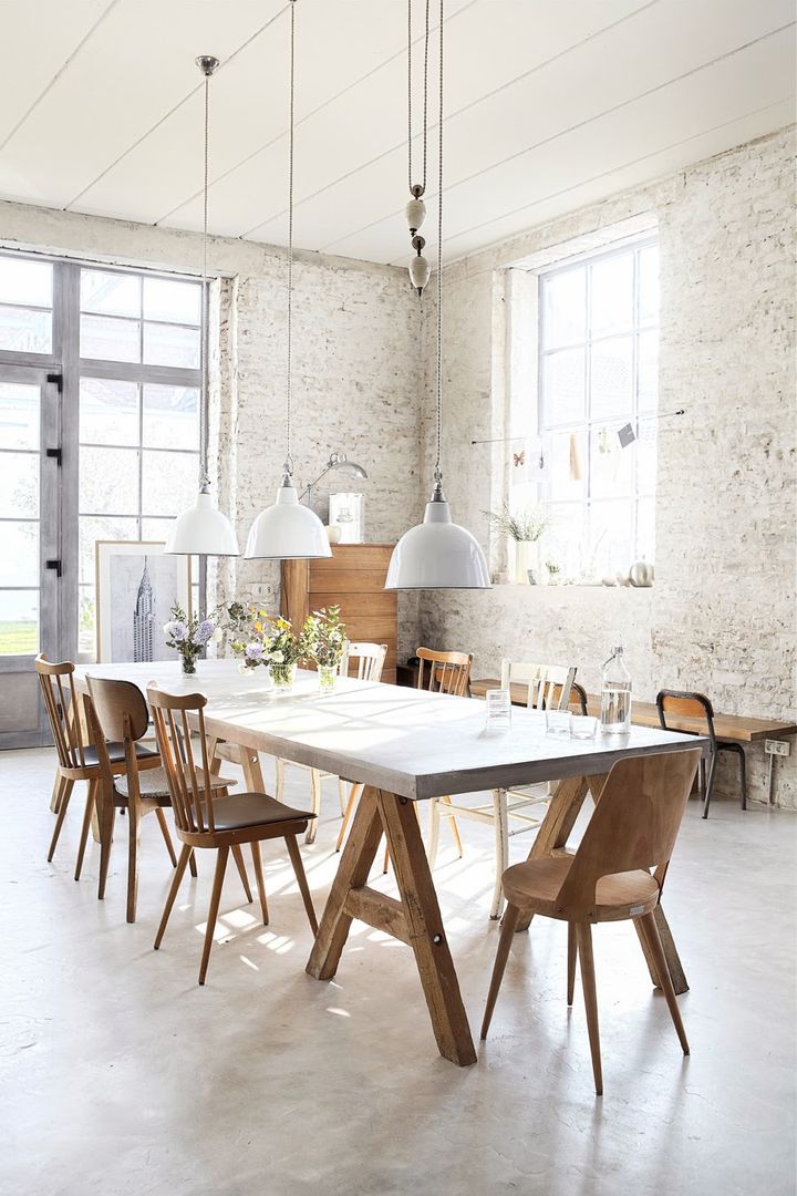 homify Industrial style dining room