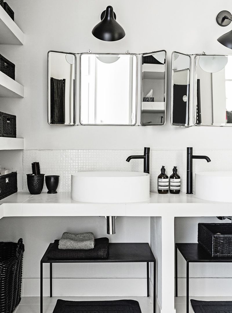 homify Scandinavian style bathrooms