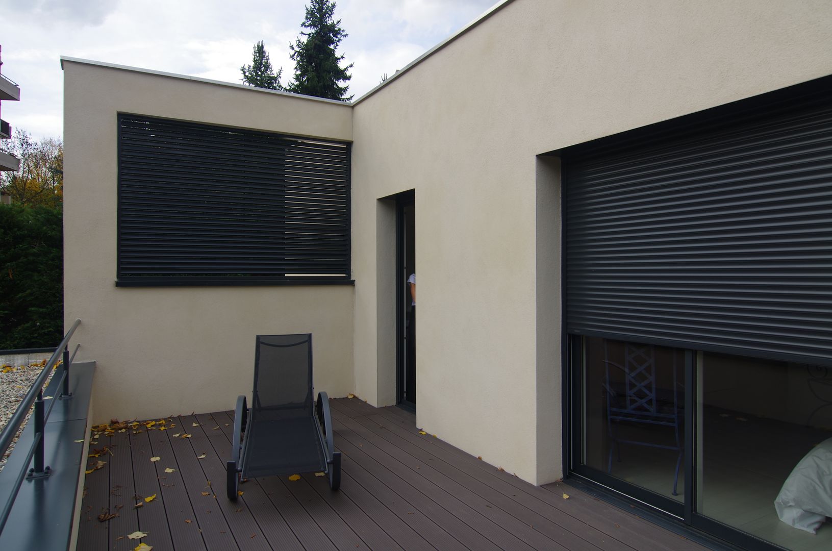 Maison contemporaine, Pierre Bernard Création Pierre Bernard Création Modern houses Wood-Plastic Composite