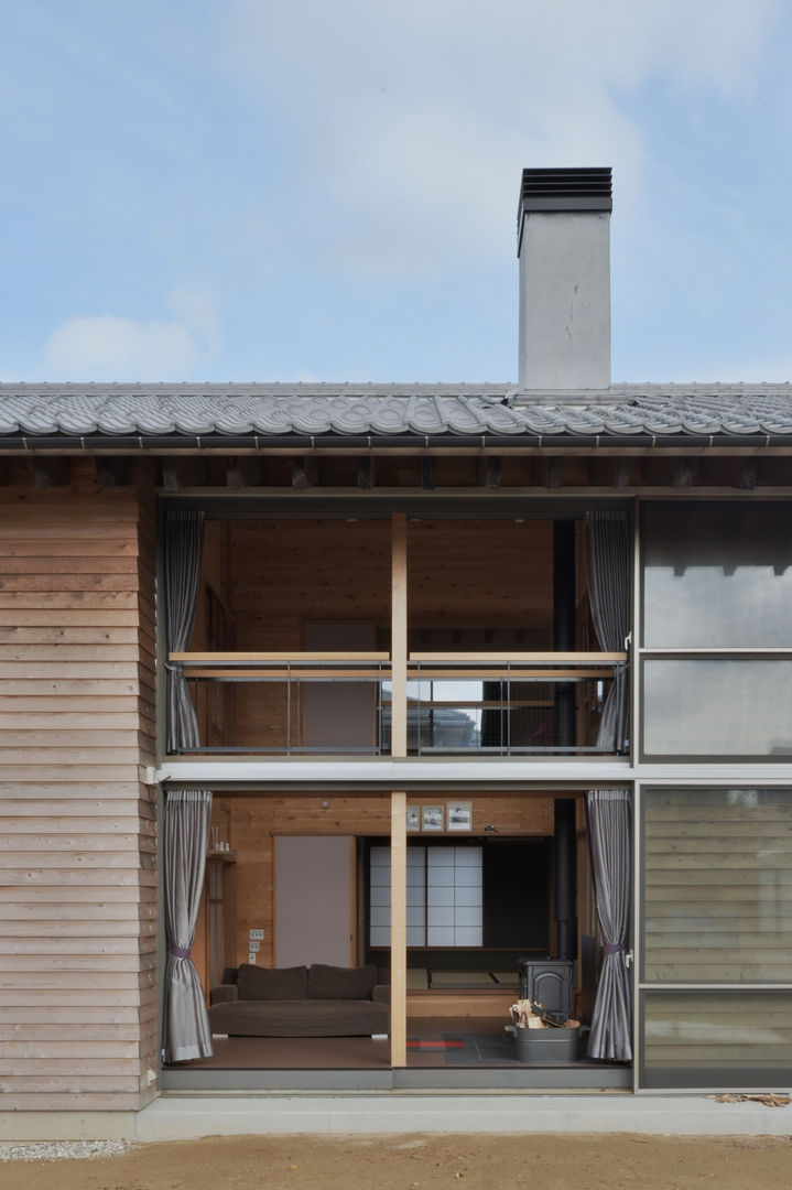 安島の新屋, 丸山晴之建築事務所 丸山晴之建築事務所 Rustic style windows & doors