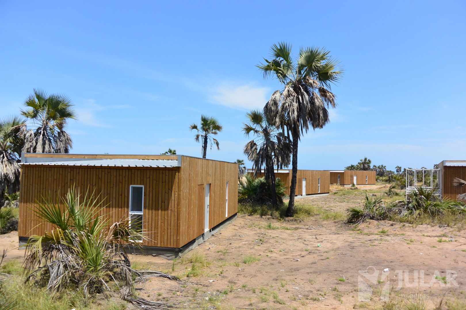 Auzz, Jular Madeiras Jular Madeiras Casas modernas Madera Acabado en madera