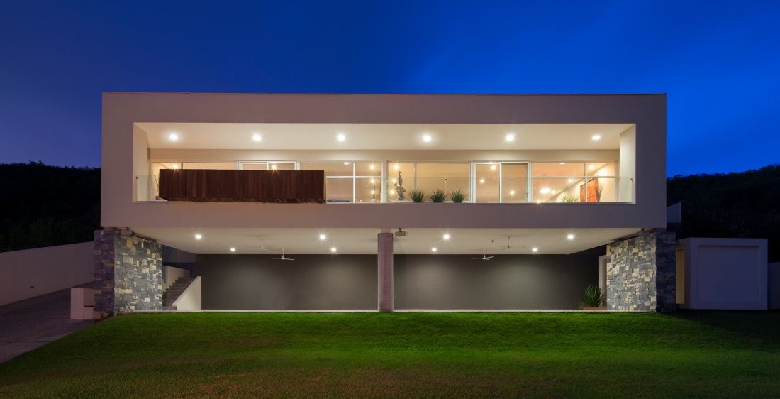 611 URBN Casas estilo moderno: ideas, arquitectura e imágenes