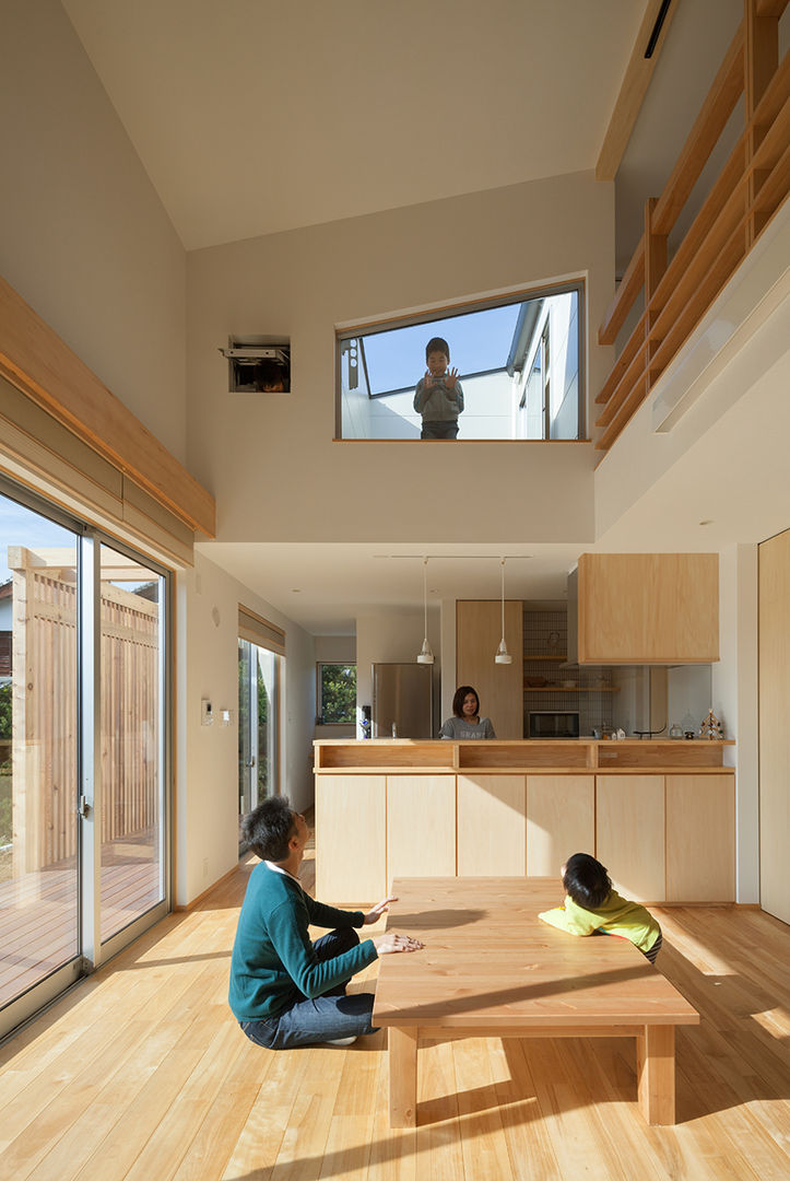 Bonbonniere, 田村の小さな設計事務所 田村の小さな設計事務所 Modern living room Wood Wood effect