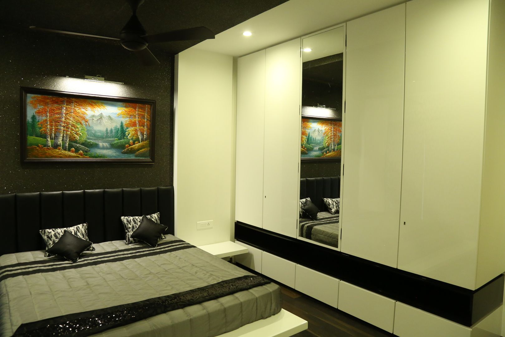 Apartment interiors at Sattva Luxuria, Studio Stimulus Studio Stimulus ห้องนอน