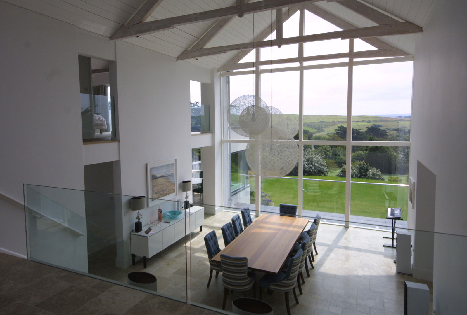 Replacement Dwelling in Trebetherick Cornwall by Arco2 Arco2 Architecture Ltd 모던스타일 다이닝 룸 Replacement dwelling, Architects Cornwall, architecture Cornwall, arco2 architects, eco friendly architects, sustainable architects, sustainable architecture, architecture by the sea, beach house architecture,