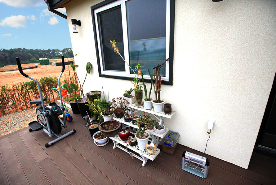 homify Moderner Balkon, Veranda & Terrasse