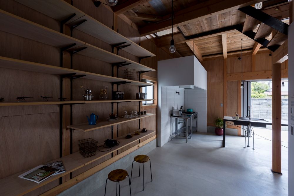 ishibe house, ALTS DESIGN OFFICE ALTS DESIGN OFFICE 視聽室 水泥