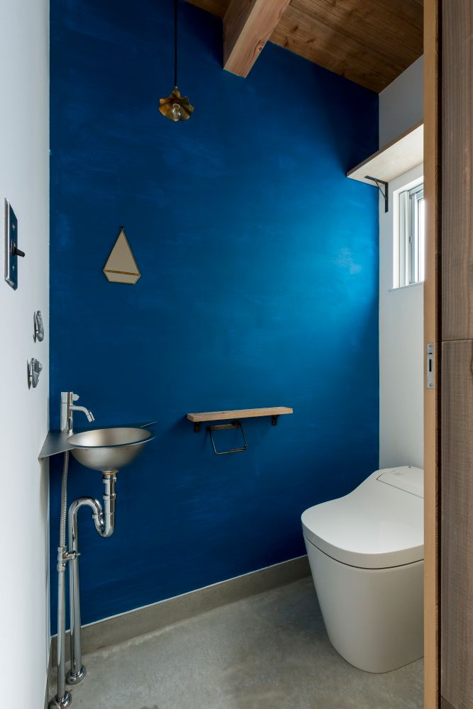 Uji House, ALTS DESIGN OFFICE ALTS DESIGN OFFICE Rustic style bathroom Wood Wood effect
