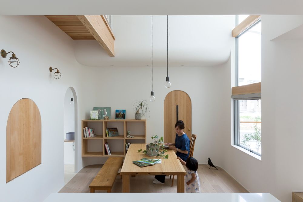 Otsu House, ALTS DESIGN OFFICE ALTS DESIGN OFFICE Salas de jantar escandinavas Madeira Acabamento em madeira