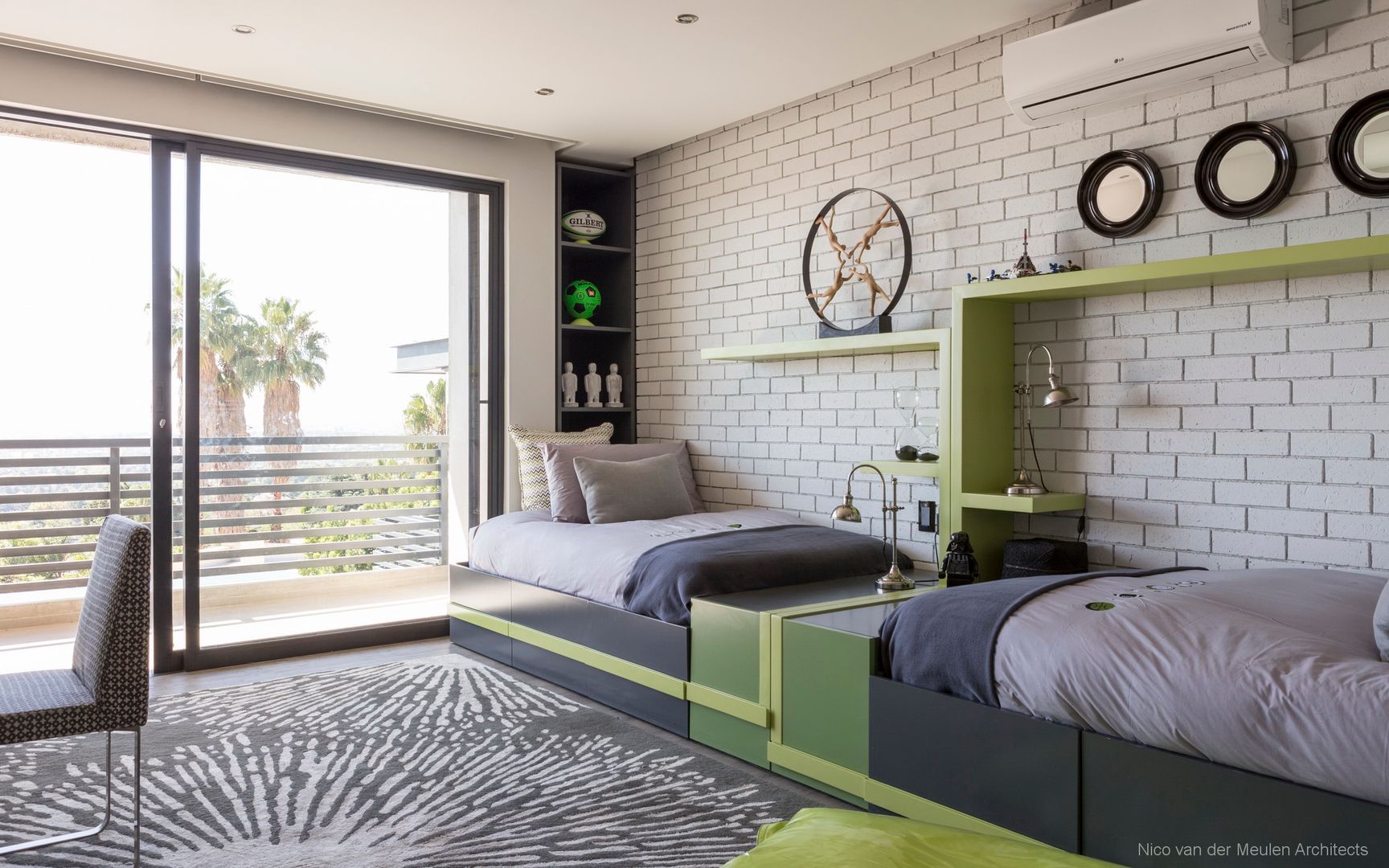 Concrete House , Nico Van Der Meulen Architects Nico Van Der Meulen Architects Modern style bedroom