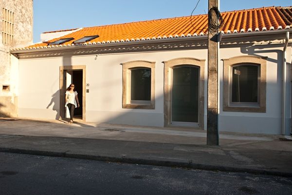 pa_house, rui ventura | [v2a+e] rui ventura | [v2a+e] Casas de estilo minimalista