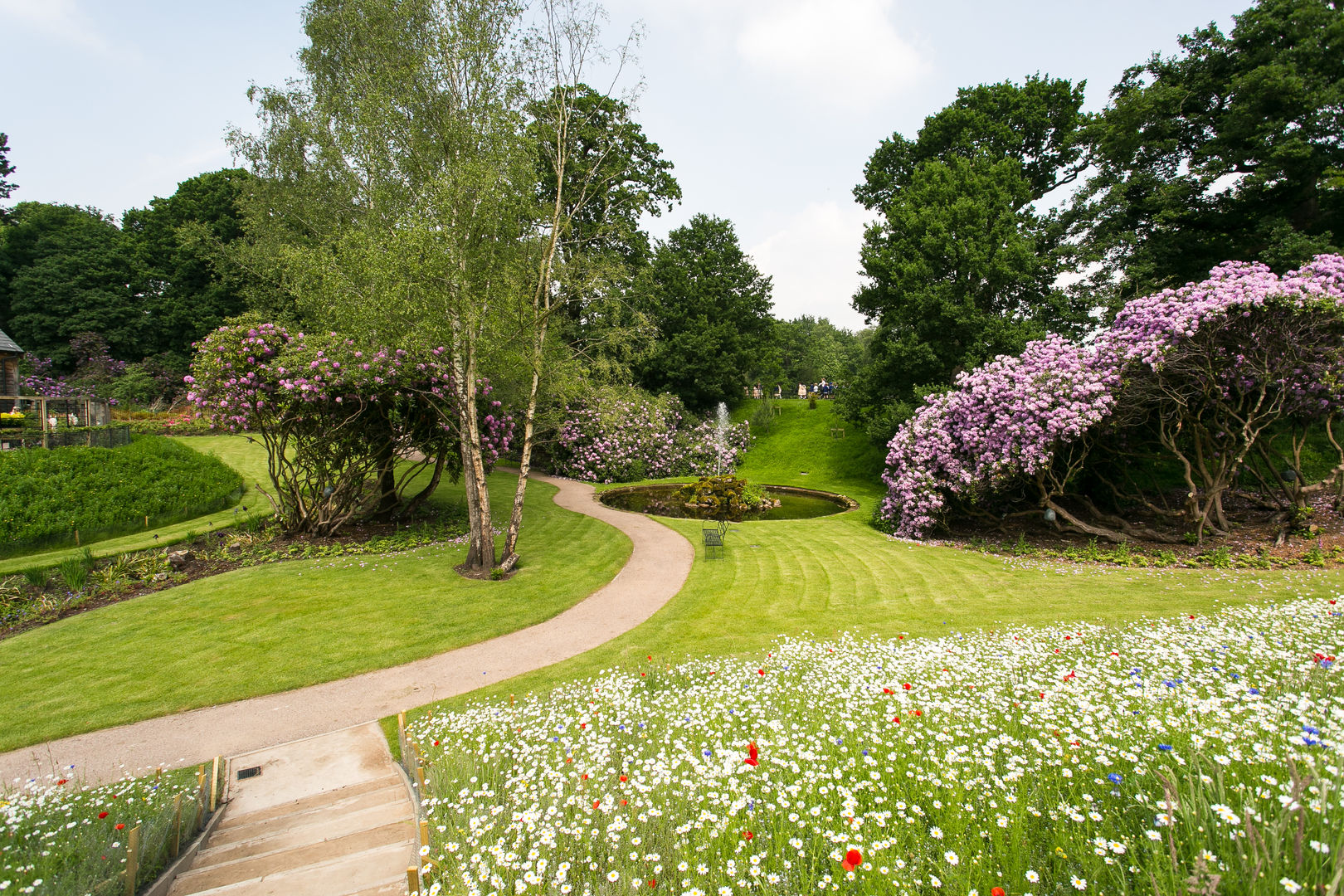 Dunham Massey, Cheshire, Barnes Walker Ltd: rustic by Barnes Walker Ltd, Rustic