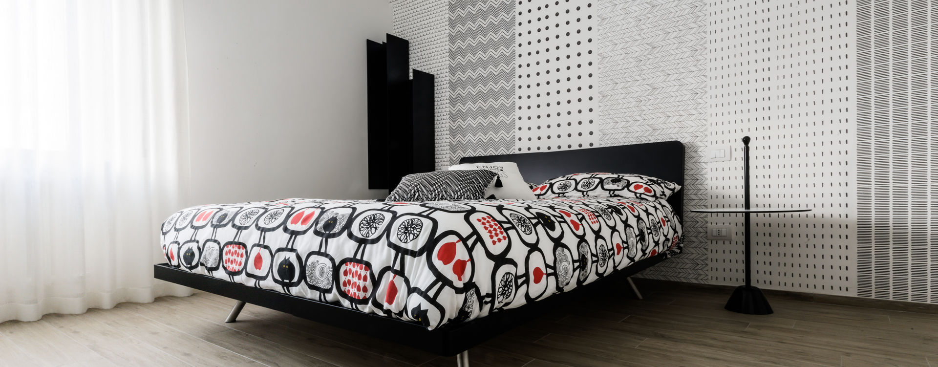 LOFT | LV , DIVA architetti DIVA architetti Modern style bedroom Beds & headboards