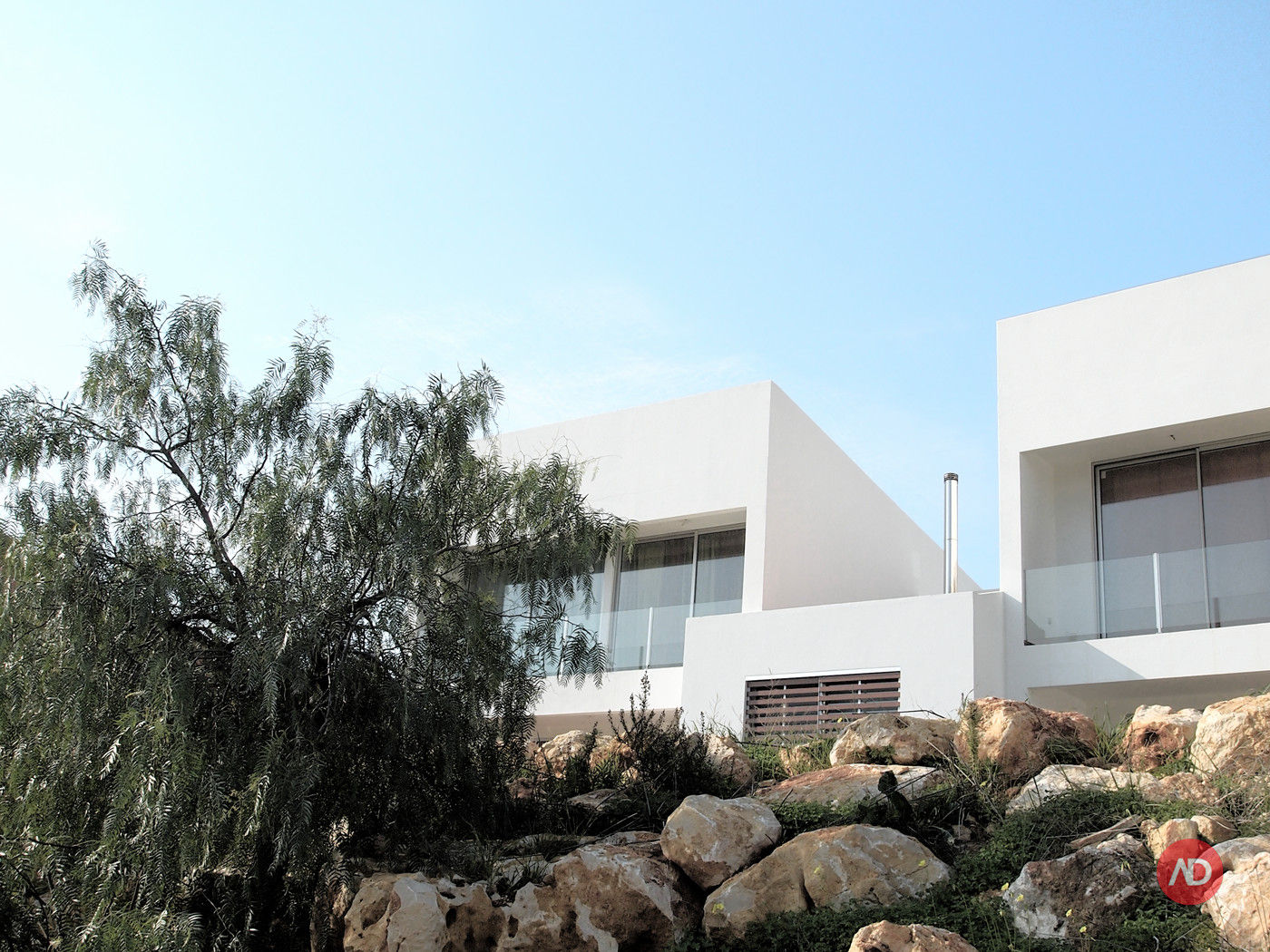 homify Villas Reinforced concrete