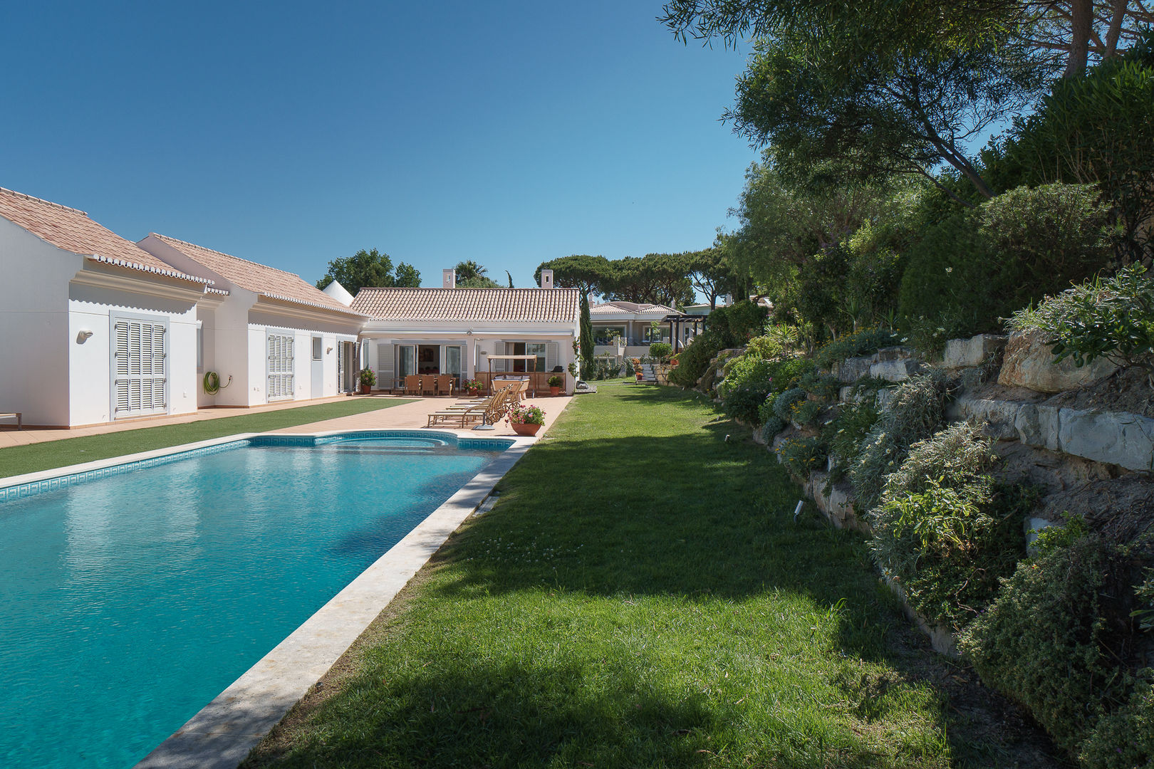 Vale do Lobo, Zenaida Lima Fotografia Zenaida Lima Fotografia Piscina in stile in stile classico