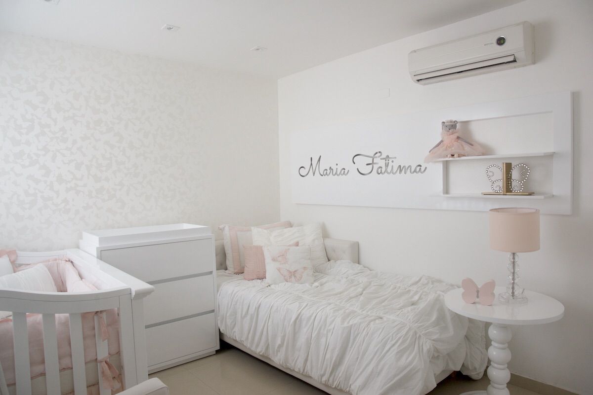 Dormitorio infantil bebe , Monica Saravia Monica Saravia Habitaciones para niños de estilo moderno Mármol