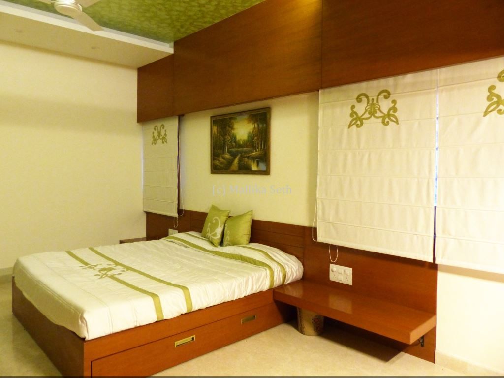 Interiors for a Villa at Ferns Paradise, Bangalore, Mallika Seth Mallika Seth Industrial style bedroom